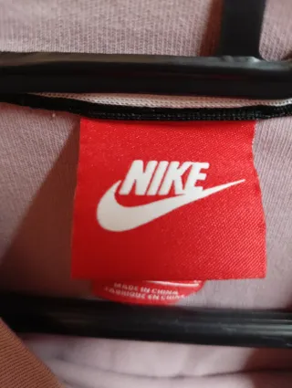 Camiseta Nike Air Crop Top Rosa Negra