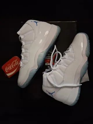 Jordan XI Legend Blue