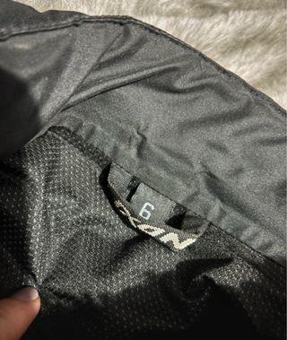 Chaqueta Ixon Vega Curl Lady Negra