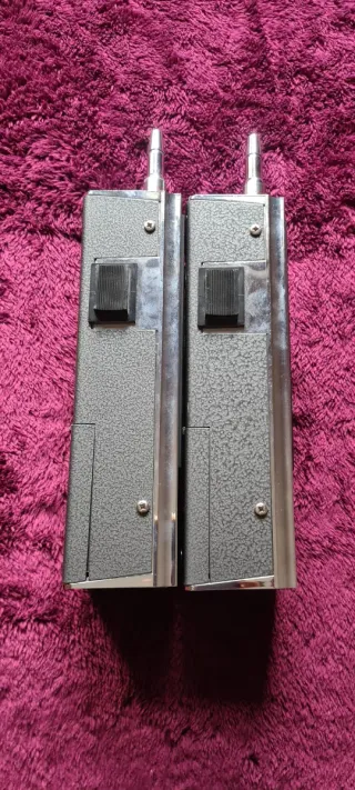 2 Walkie Talkies Midland 5 Watt 3 Channel