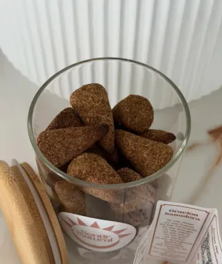 30 Inciensos Naturales + Frasco Vidrio y Bambú ✨️