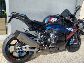 dasMoto vende BMW M1000RR con 2200 km (2024)