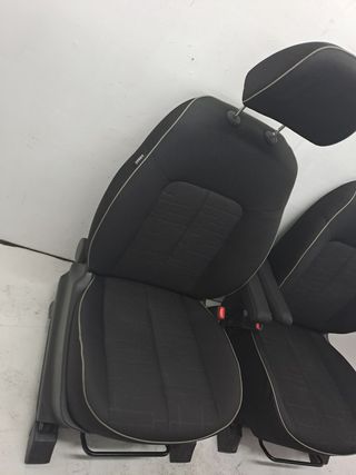 JUEGO ASIENTOS COMPLETO KIA VENGA