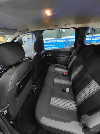 Alquiler Dacia Lodgy 7 plazas Barcelona