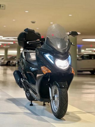 Daelim Steezer 125  muy buen estado.