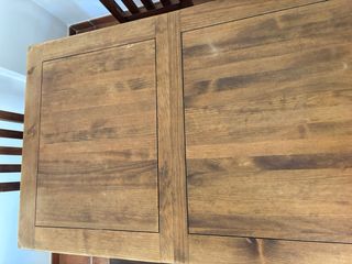 Mesa extensible rústica de roble con 6 sillas