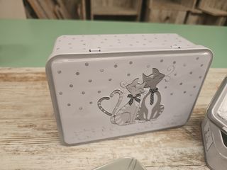 Pack temático gatito: caja, bandeja y posavasos