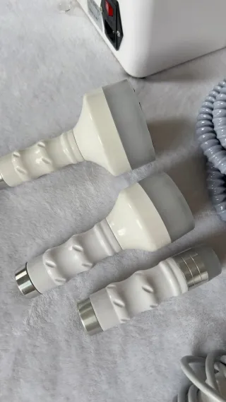 Máquina de Cavitación + 5 Lociones