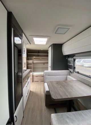 Caravana Hobby 490 KMF Excellent Edition