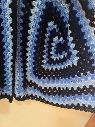 Rebeca crochet azul y negro talla única