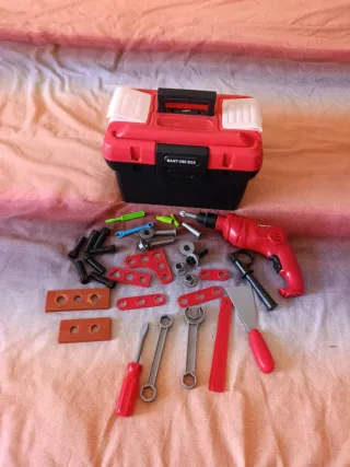 Caja de herramientas de juguete