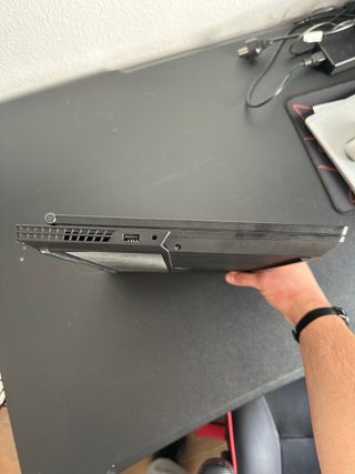 Portátil Lenovo Legion Negro