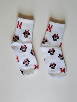 Pijama Minnie Mouse con calcetines