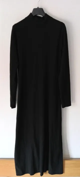 Vestido midi negro Mango