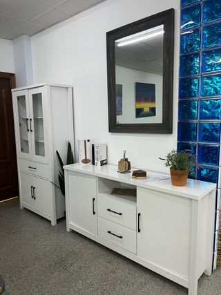 Nuevo conjunto de aparador y vitrina BARATO!!