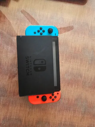 Nintendo Switch Azul y Rojo