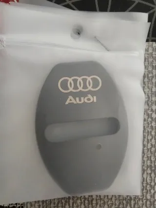 Tapa interior puerta Audi Q3