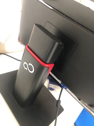 Fujitsu Monitor Negro