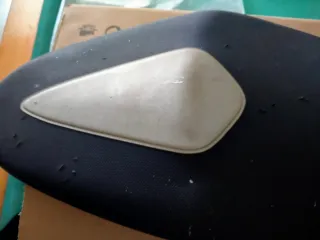 Sillín Suzuki Gladius SFV 650 para retapizar