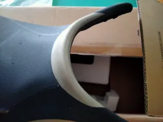 Sillín Suzuki Gladius SFV 650 para retapizar