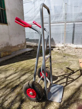 Carretilla de mano casi nueva