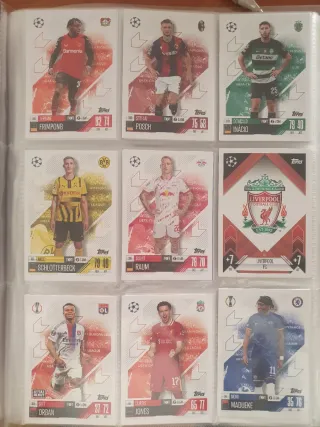 126 cartas fútbol Topps Champions League y show ti