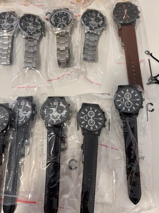 Super lote de relojes varios y accesorios