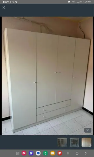 Armario blanco 4 puertas y 2 cajones