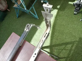 Baca portaequipajes metálica