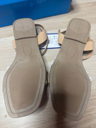 Sandalias Queen Shoes Beige Talla 38