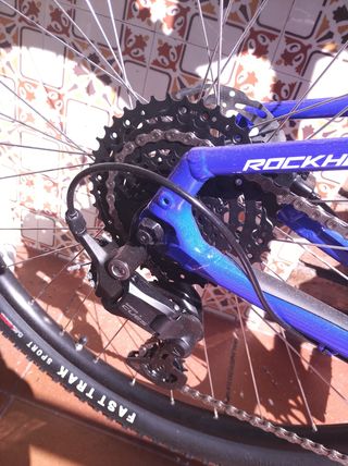 Bicicleta Montaña L rockhopper sport vn sphr/dune