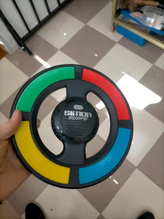 Juguete Simon Swipe