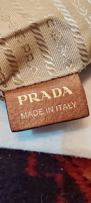 BOLDO CLUCHT  PRADA