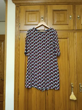 Vestido estampado geométrico