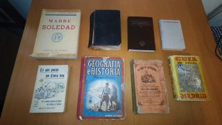 8 libros, muchos religiosos. Precio por unidad