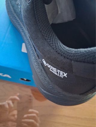 Hoka Negras Nuevas - Talla 42