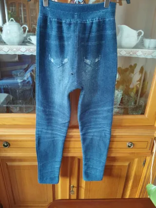 Pantalón vaquero con smiley