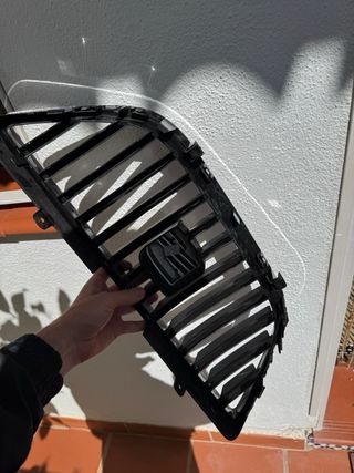 Parrilla Seat Ibiza 6J (2008+) original