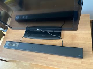 Mesa TV Madera y Metal 108x61x43