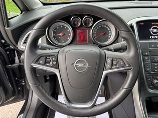 Opel Astra 1.4 Turbo 140cv