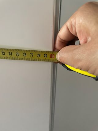 Armario blanco de madera