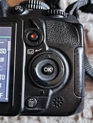 Cámara DSLR Nikon D3100