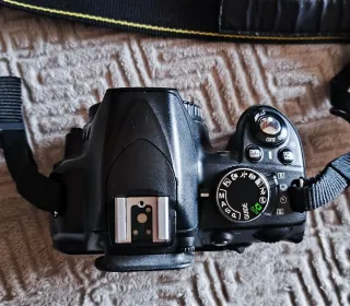 Cámara DSLR Nikon D3100