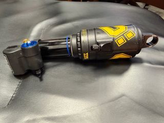 Amortiguador Ohlins TTX Air 210x55