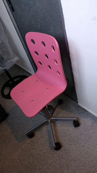 Silla de escritorio rosa ajustable
