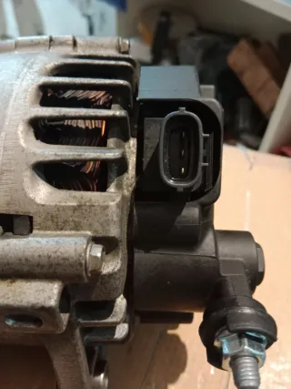 Alternador Valeo TG12C090 Kia/Hyundai