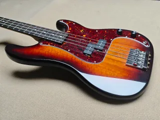 Bajo Eléctrico JCR Precisión