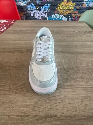 Zapatillas Bape STA grises y blancas