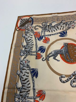 Foulard Cartier Beige y Marrón