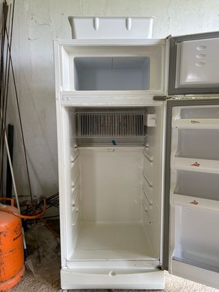 Nevera Butsir a gas/butano